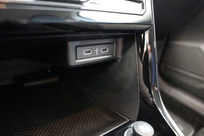 Volkswagen T-Cross 1.0 tsi Edition 95cv (15)