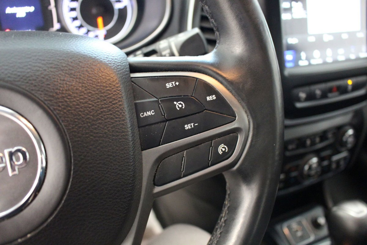 Jeep Cherokee 2.2 Mjt Longitude (13)