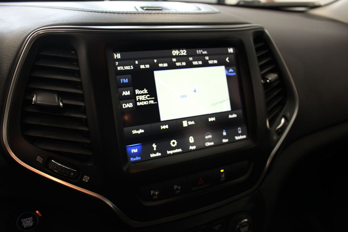 Jeep Cherokee 2.2 Mjt Longitude (17)