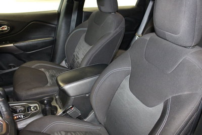 Jeep Cherokee 2.2 Mjt Longitude (8)