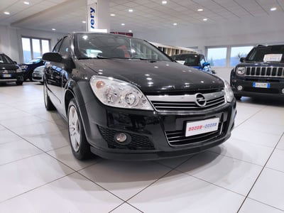 Opel Astra 1.7 CDTI 110CV 5 porte Cosmo usata