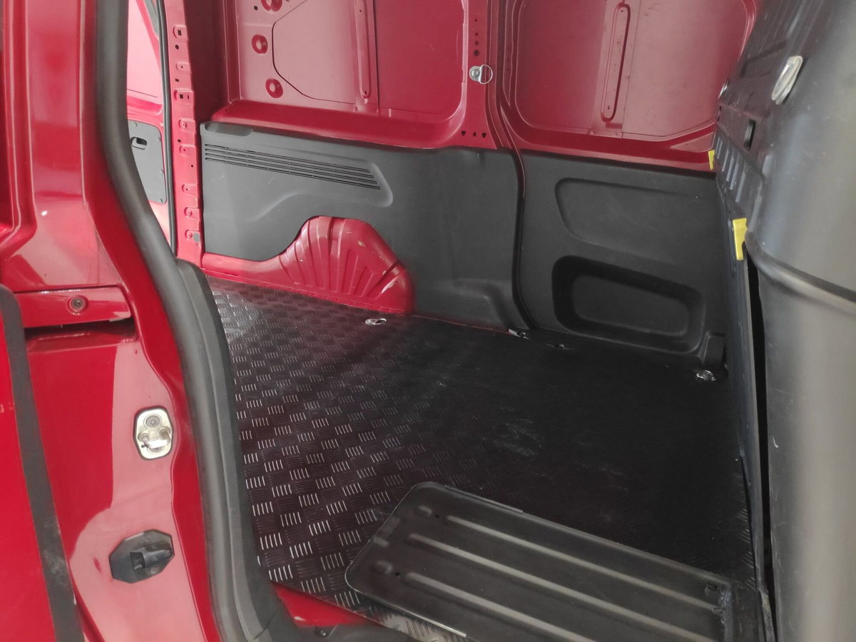 Opel Combo Furgone Cargo XL 1.5 Diesel 130CV PL 950kg Edition (6)