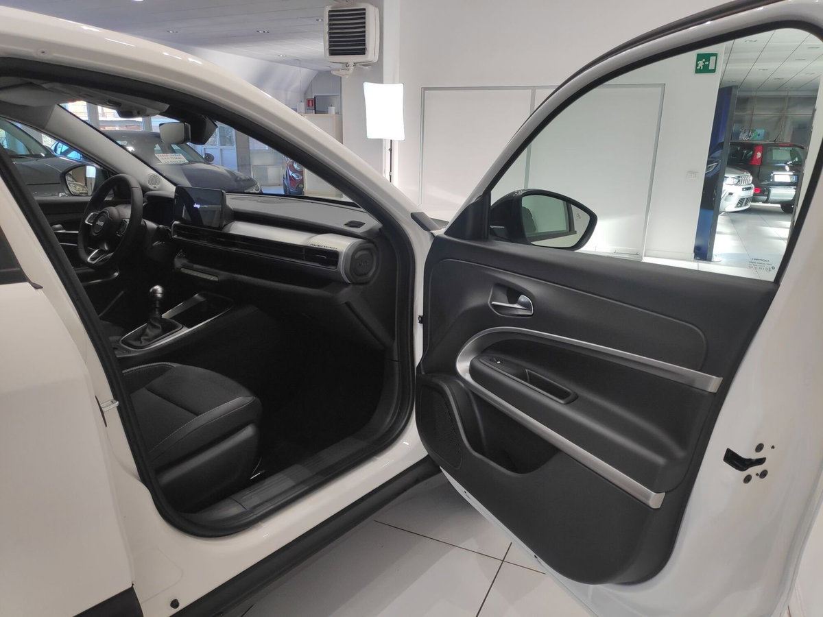 Jeep Avenger 1.2 turbo Summit fwd 100cv (19)