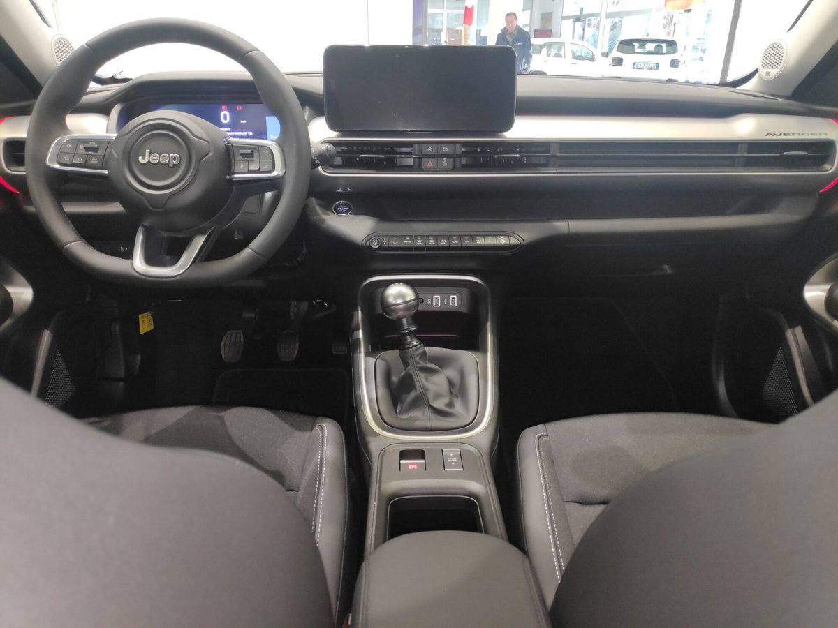 Jeep Avenger 1.2 turbo Summit fwd 100cv (4)