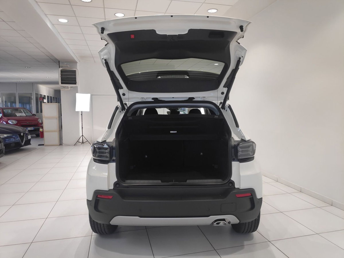 Jeep Avenger 1.2 turbo Summit fwd 100cv (7)