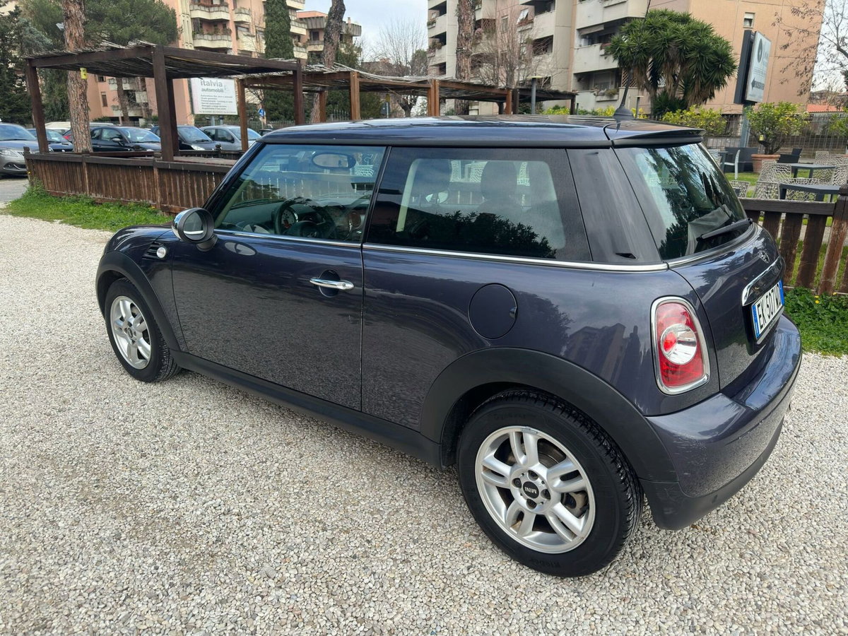 MINI Mini 1.6 16V One D (4)