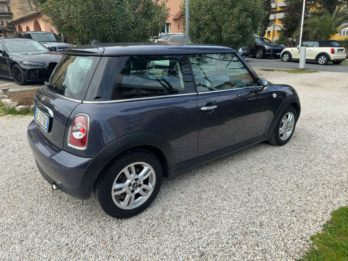 MINI Mini 1.6 16V One D (6)