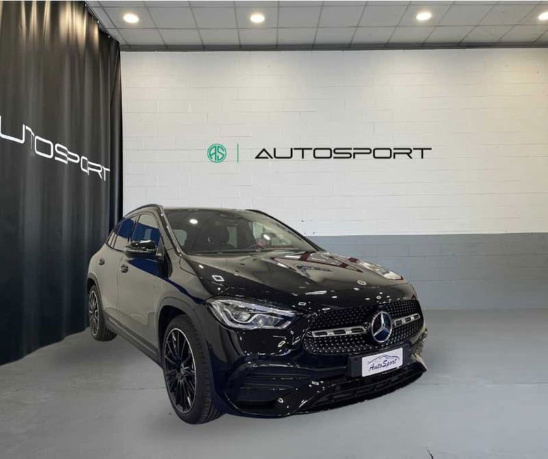 Mercedes-Benz GLA SUV 180 d Automatic Premium