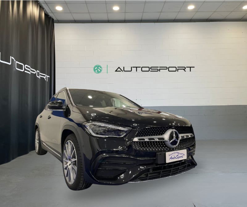 Mercedes-Benz GLA SUV 200 d Automatic Premium