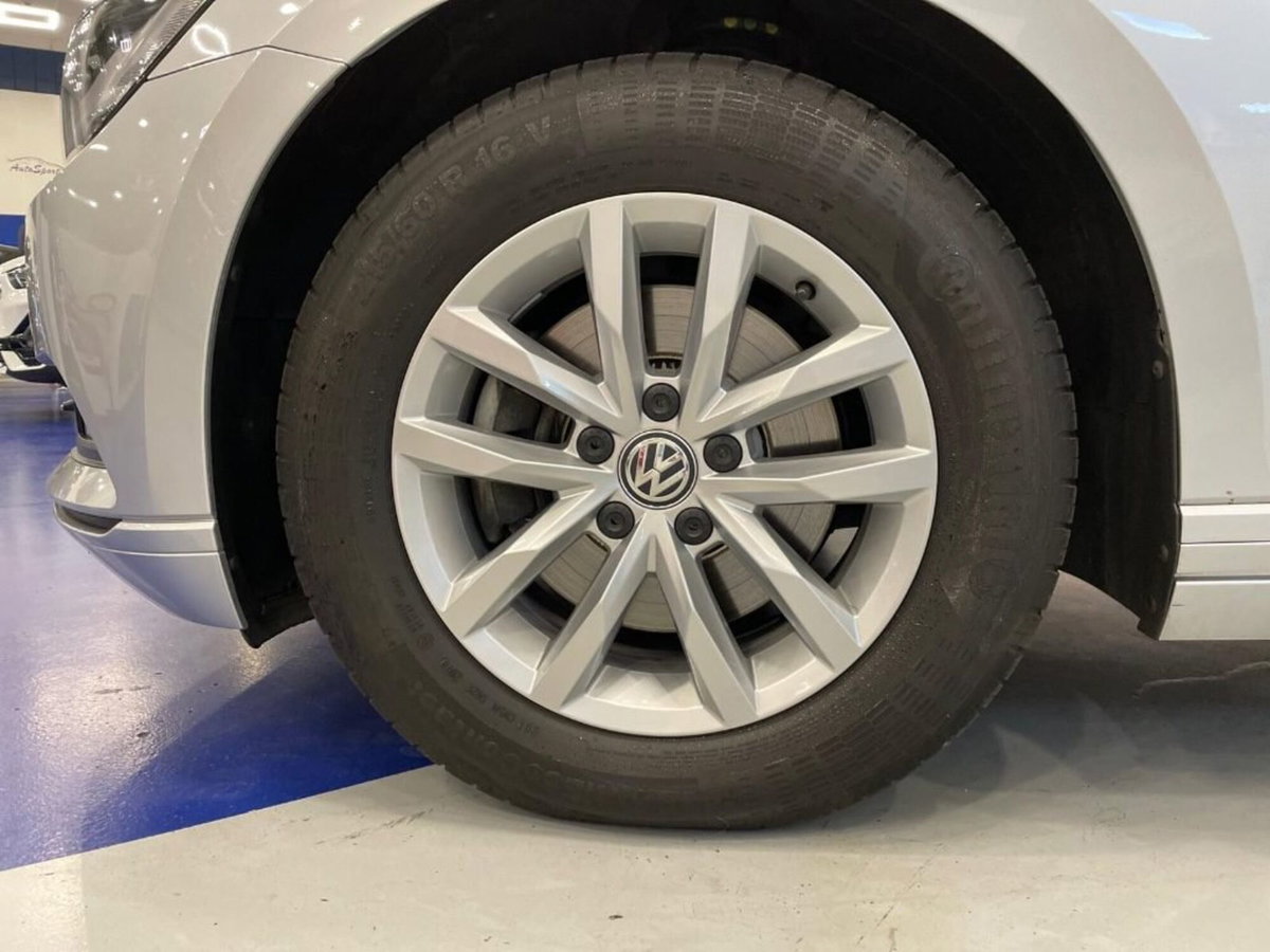 Volkswagen Passat Variant 2.0 TDI DSG Executive BlueMotion Tech. (7)