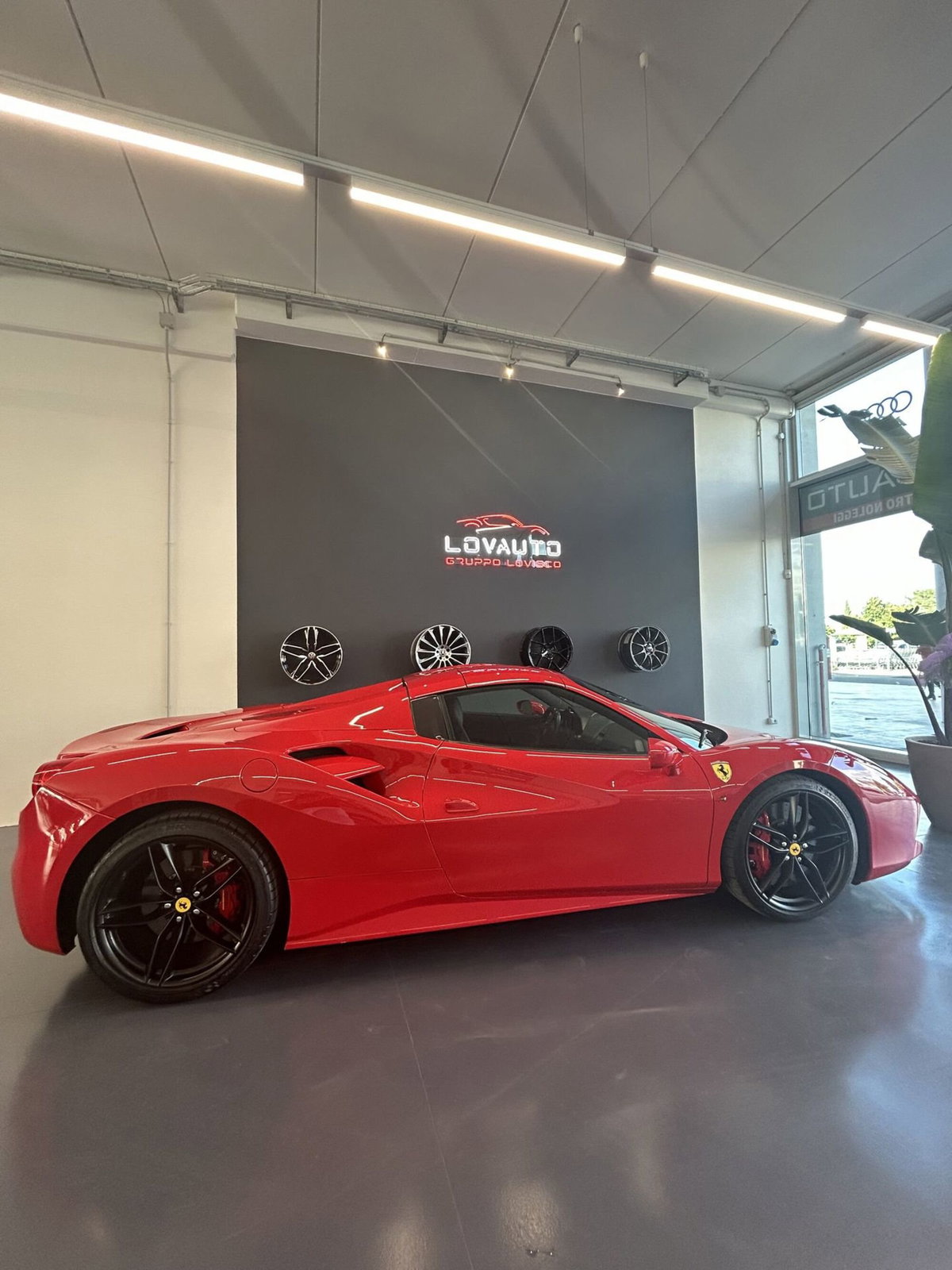 Ferrari 488 Spider 488 Spider (2)