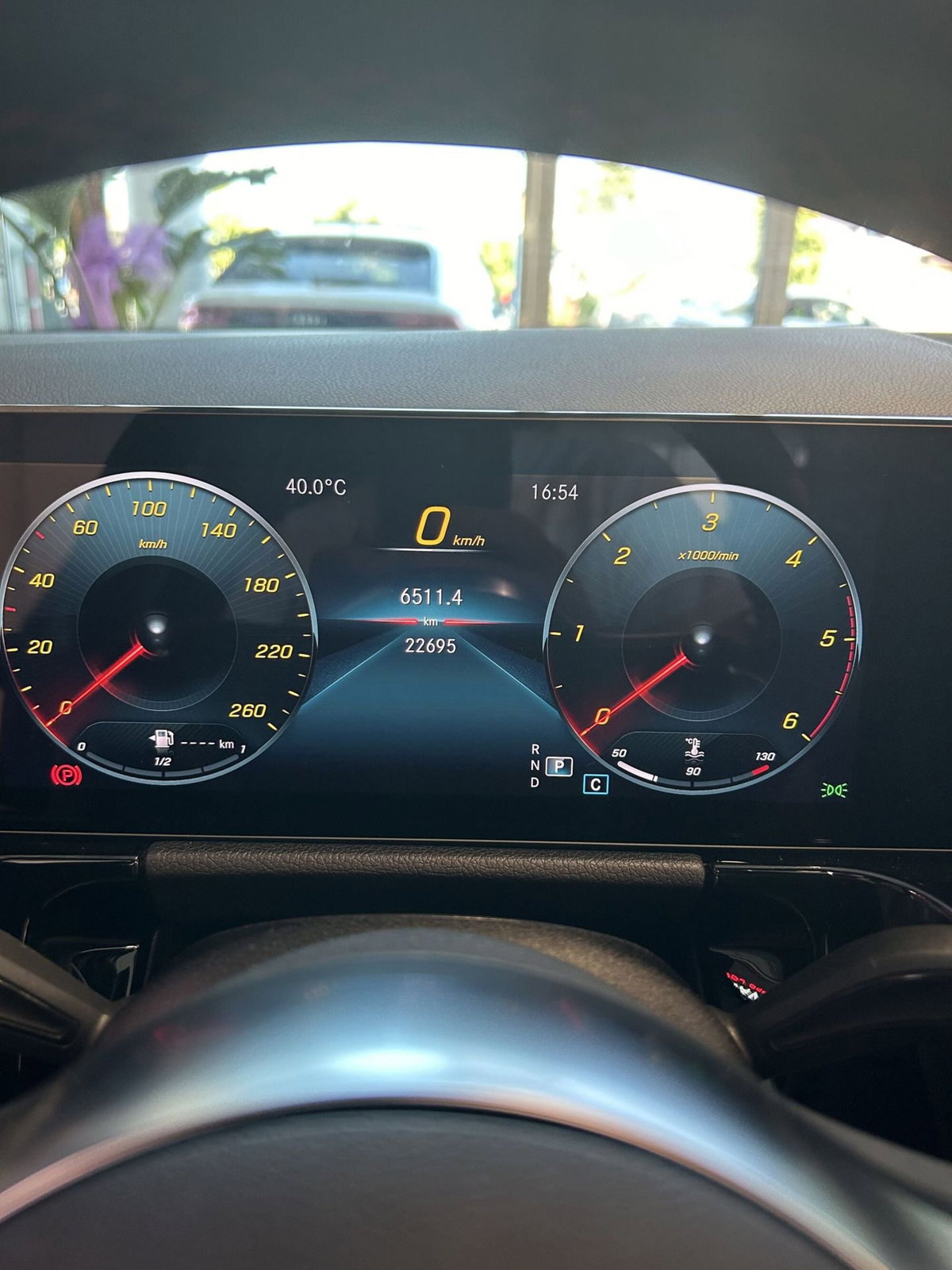 Mercedes-Benz GLA SUV 200 d Automatic Premium (10)