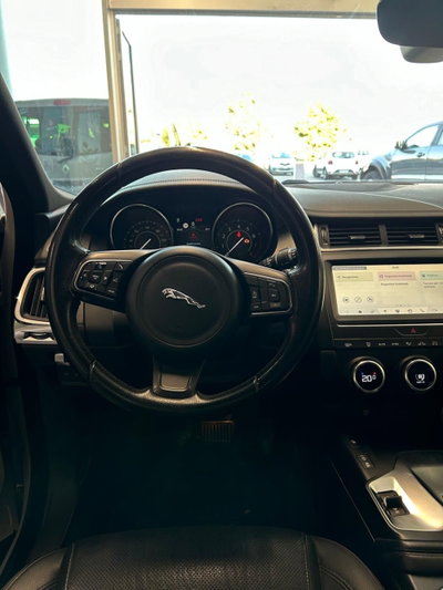 Jaguar E-Pace 2.0 249 CV AWD aut. R-Dynamic S (10)
