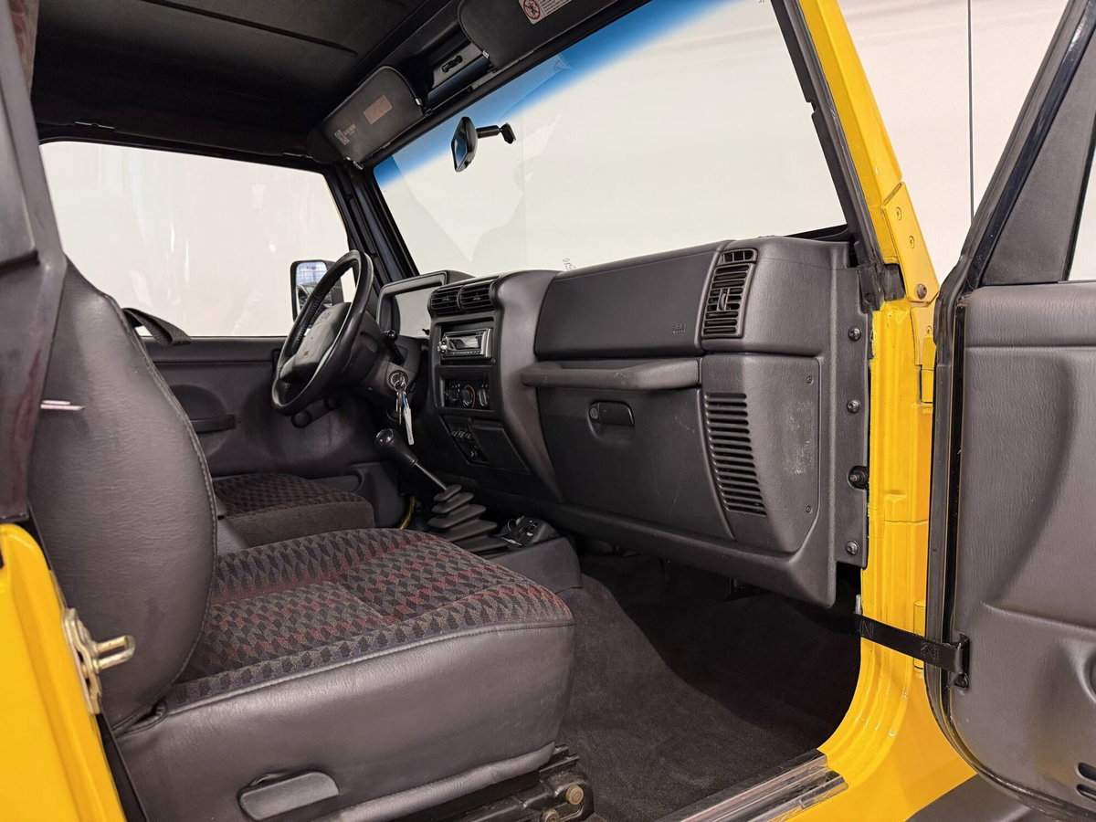 Jeep Wrangler 2.5 cat Sport (8)