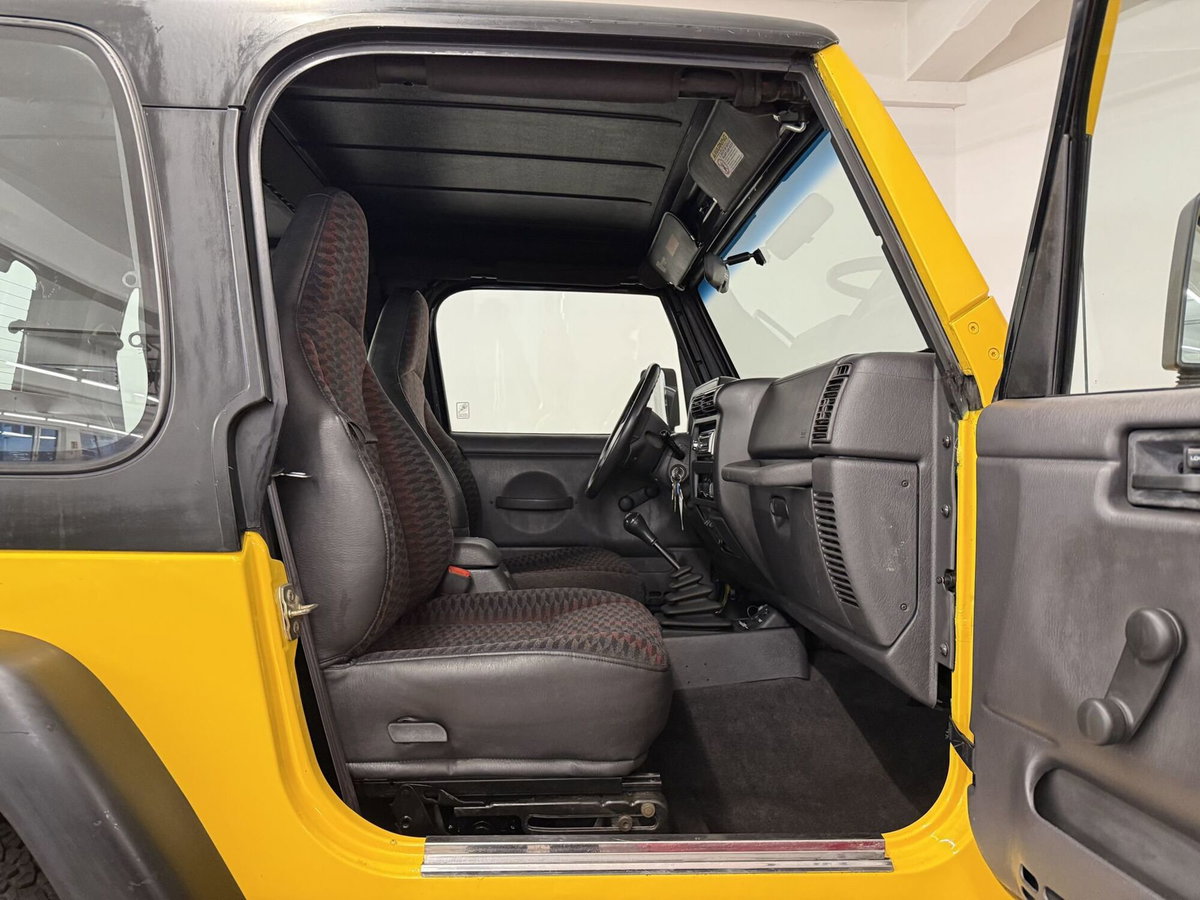Jeep Wrangler 2.5 cat Sport (6)