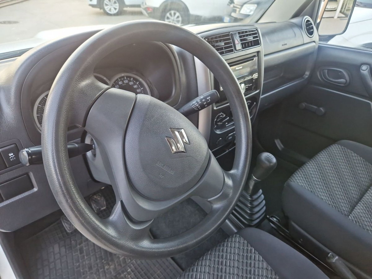 Suzuki Jimny 1.3 4WD Evolution (18)