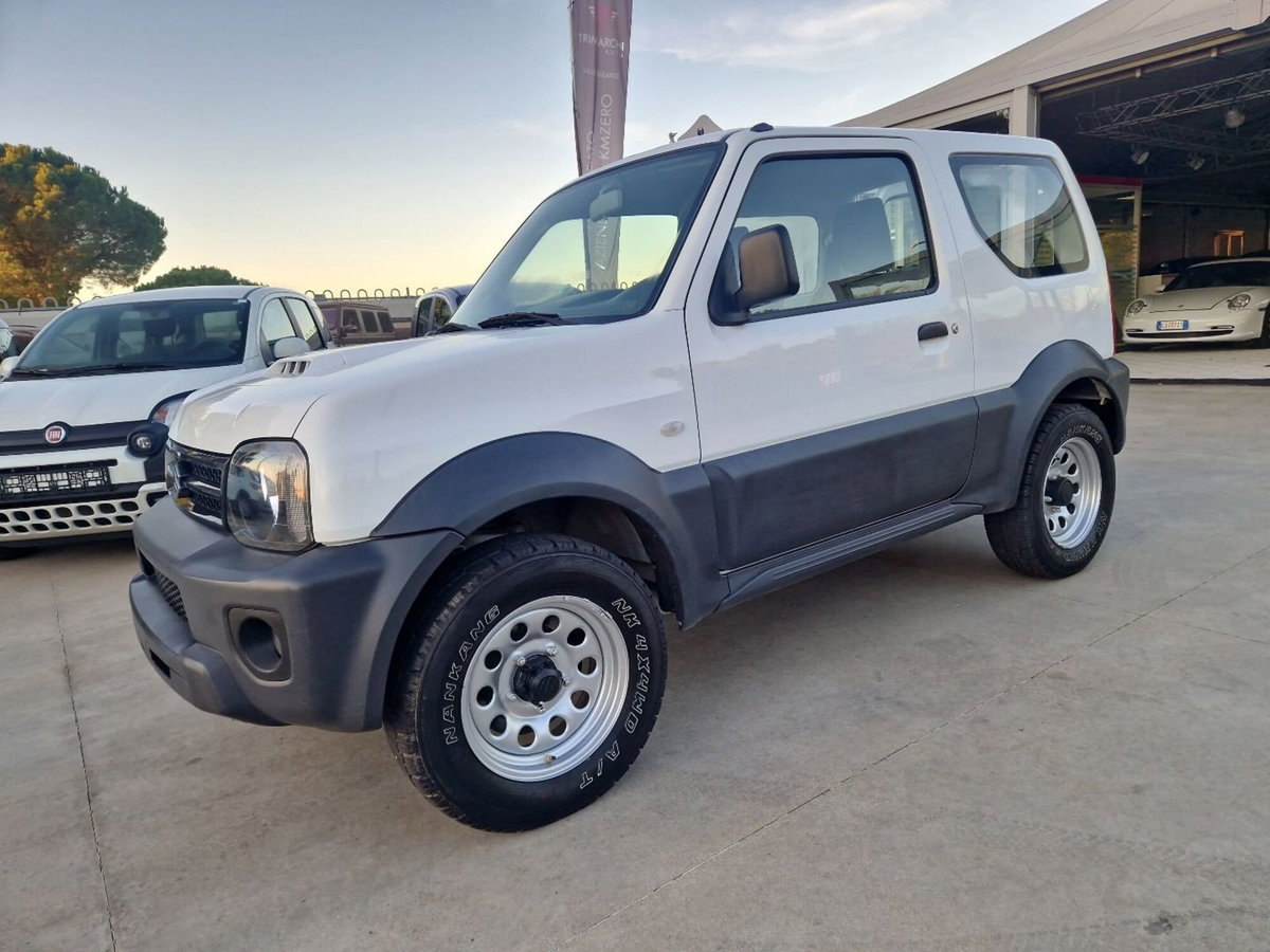 Suzuki Jimny 1.3 4WD Evolution (2)