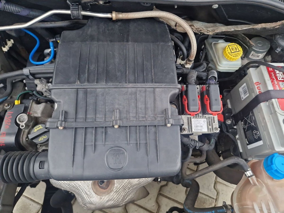 Fiat Punto Evo 1.4 5 porte Dynamic Natural Power (11)