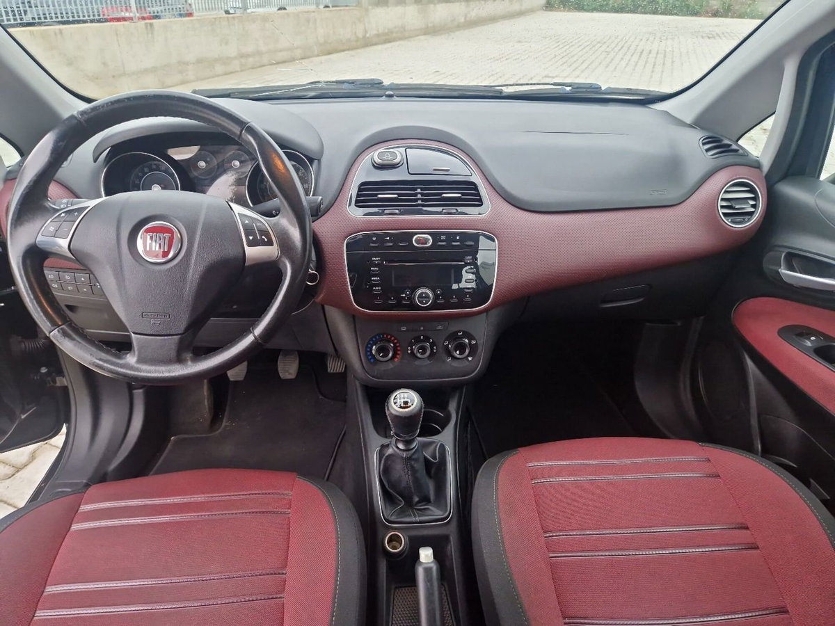 Fiat Punto Evo 1.4 5 porte Dynamic Natural Power (16)