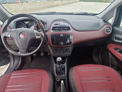 Fiat Punto Evo 1.4 5 porte Dynamic Natural Power (16)