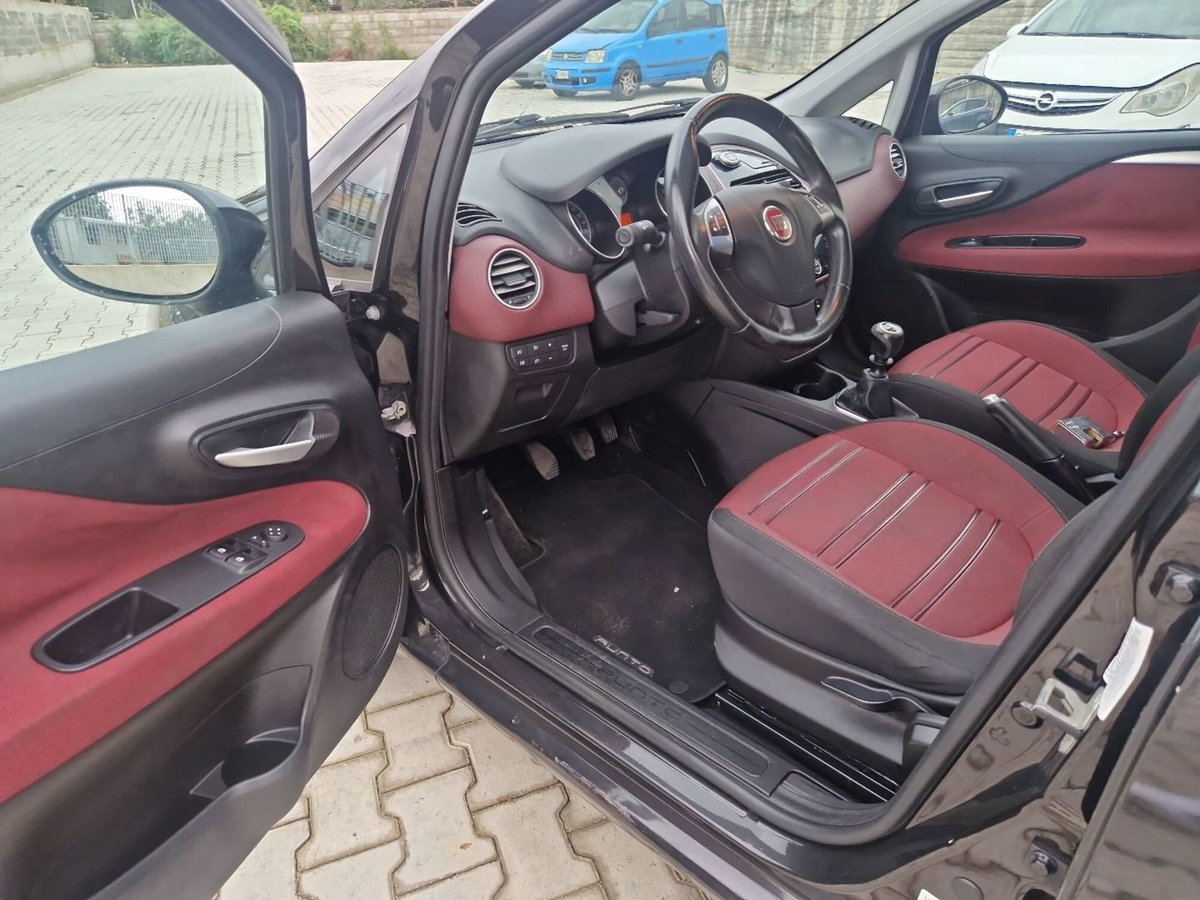 Fiat Punto Evo 1.4 5 porte Dynamic Natural Power (9)