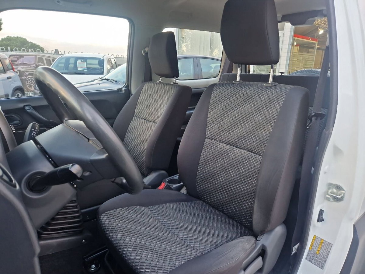Suzuki Jimny 1.3 4WD Evolution (14)