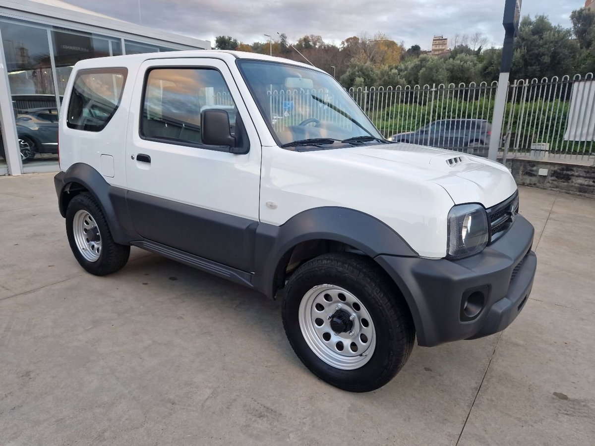 Suzuki Jimny 1.3 4WD Evolution (3)
