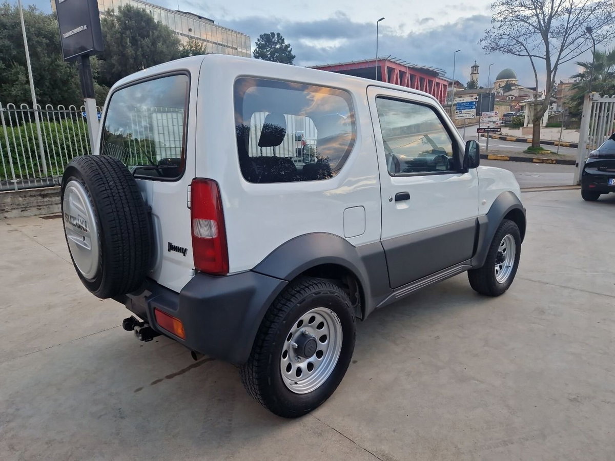 Suzuki Jimny 1.3 4WD Evolution (5)