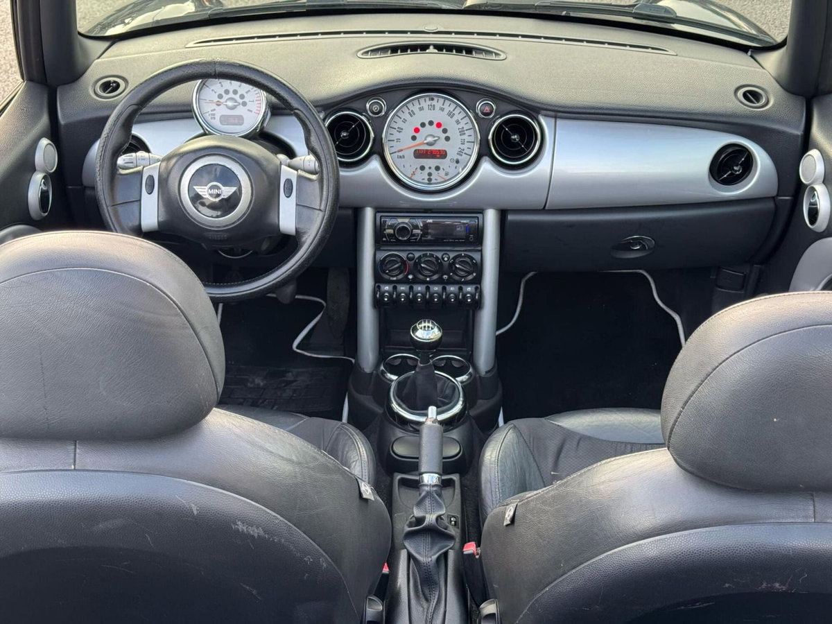 MINI Mini Cabrio 1.6 16V Cooper Cabrio (10)