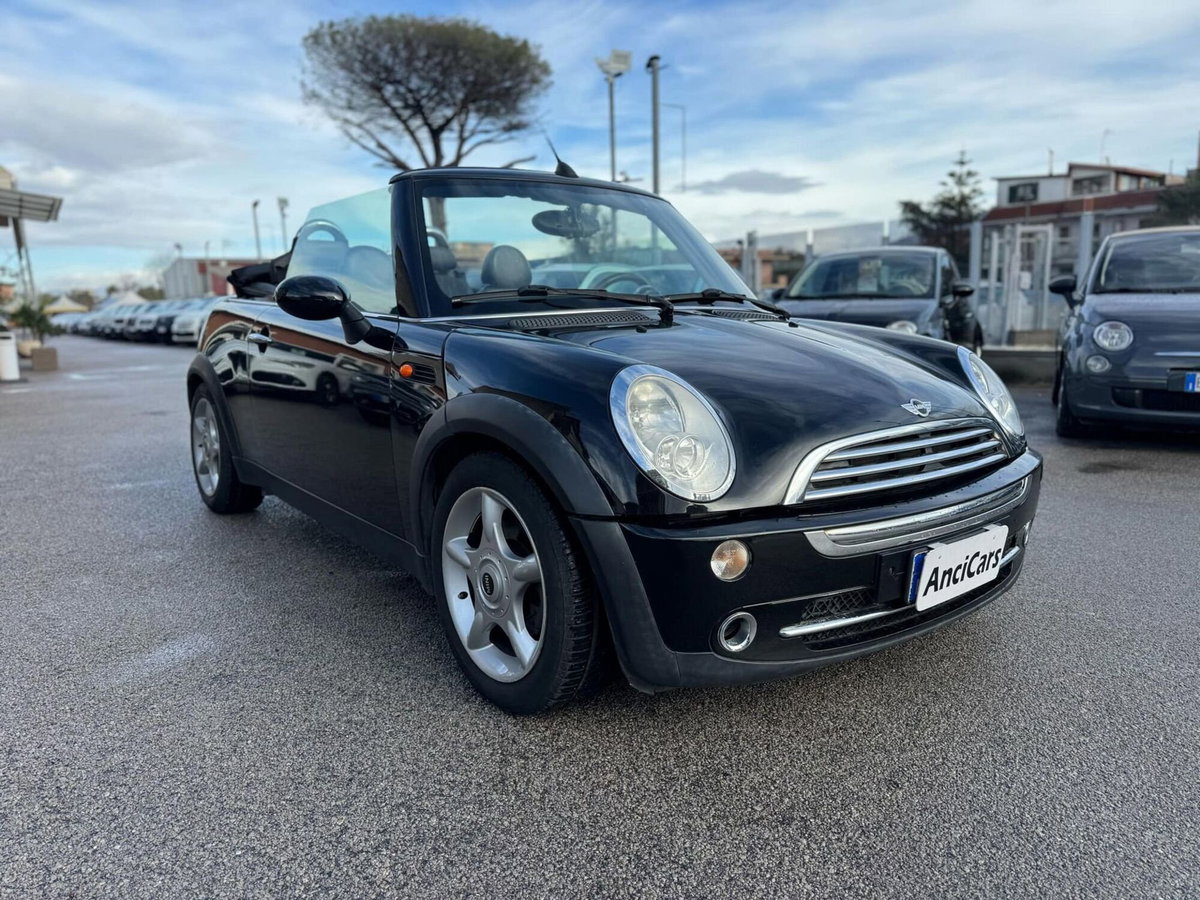MINI Mini Cabrio 1.6 16V Cooper Cabrio (2)