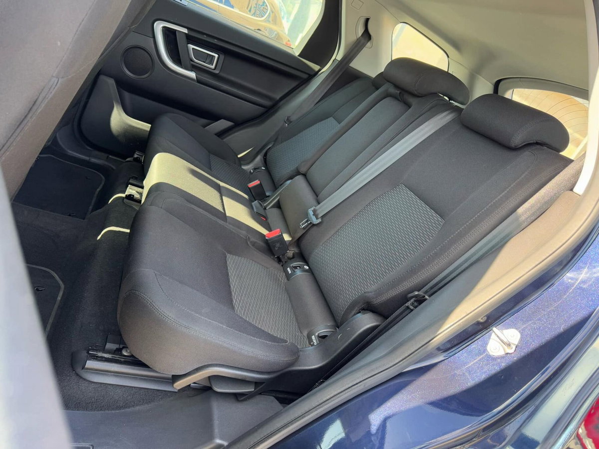 Land Rover Discovery Sport 2.0 TD4 150 CV HSE (11)