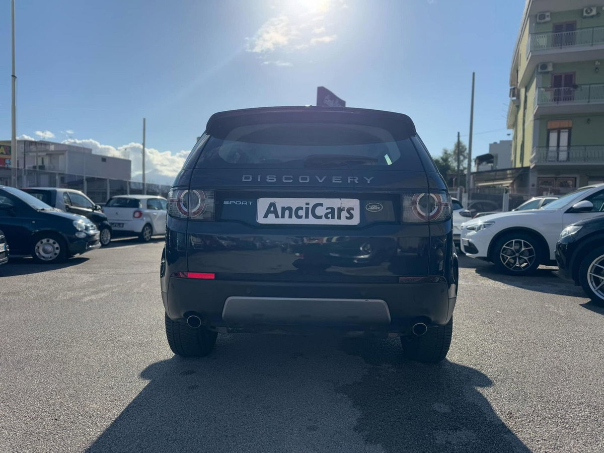 Land Rover Discovery Sport 2.0 TD4 150 CV HSE (15)