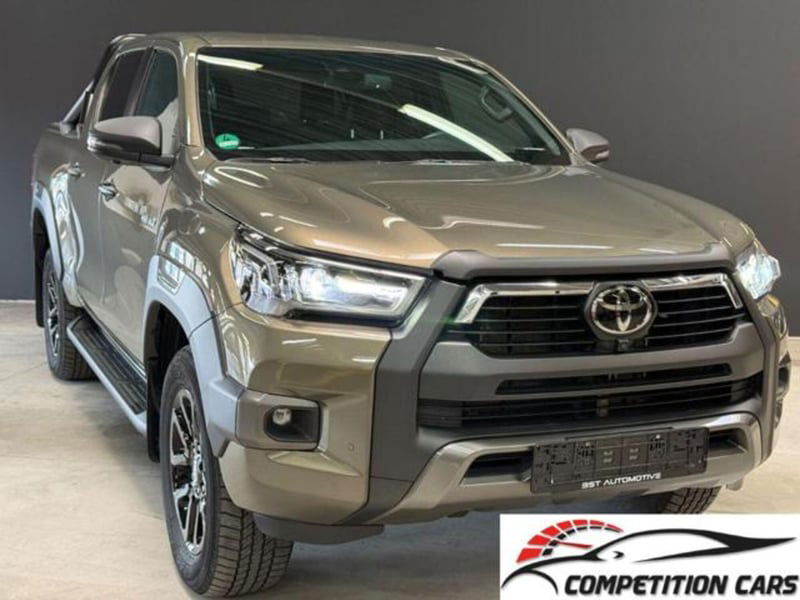 Toyota Hilux 2.8 D A/T 4WD porte Double Cab Invincible