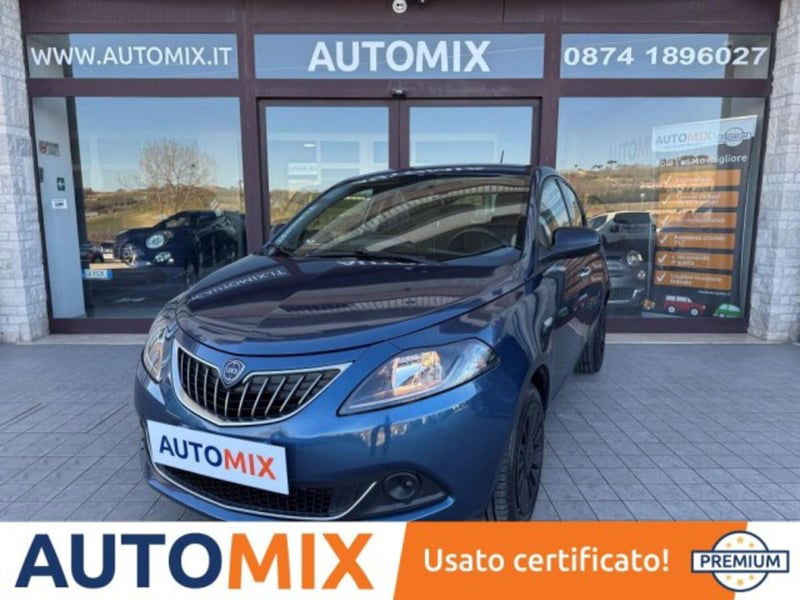 Lancia Ypsilon 1.0 FireFly 5 porte S&S Hybrid Ecochic Silver