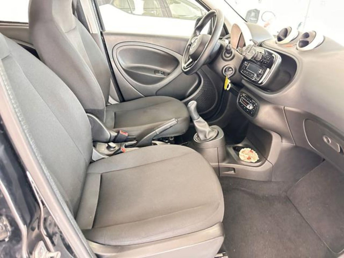 smart forfour forfour 70 1.0 Passion (17)