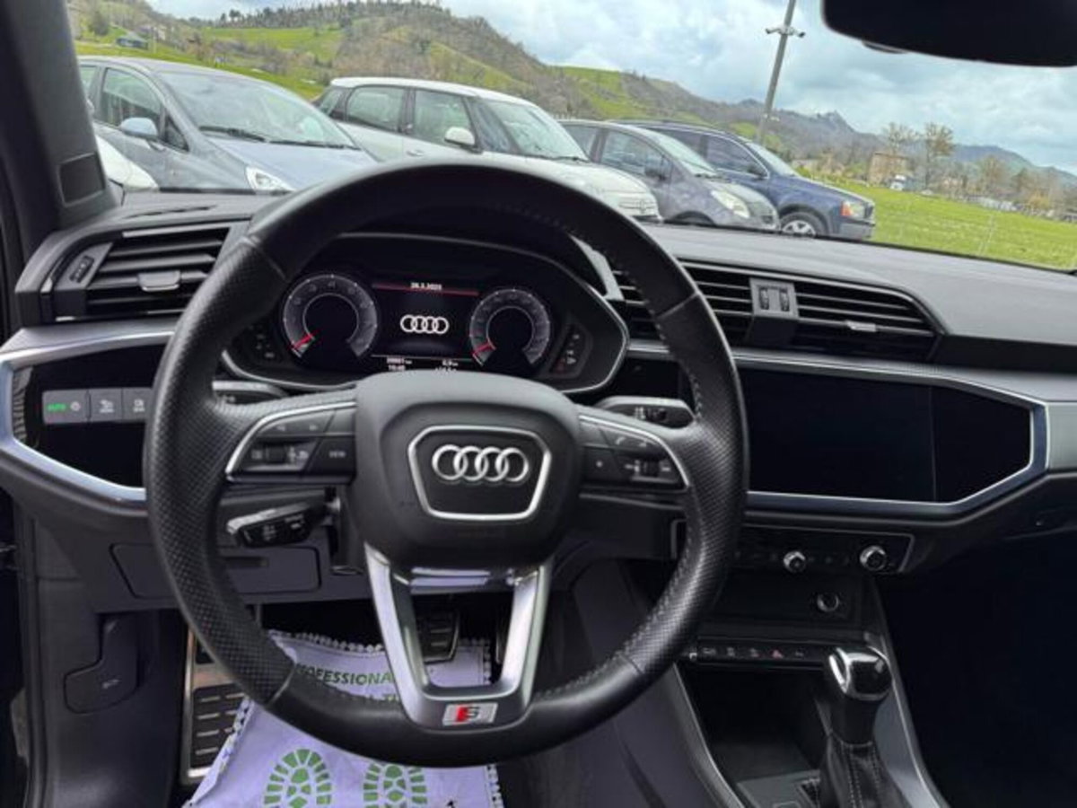 Audi Q3 Sportback 35 TFSI S line edition (17)