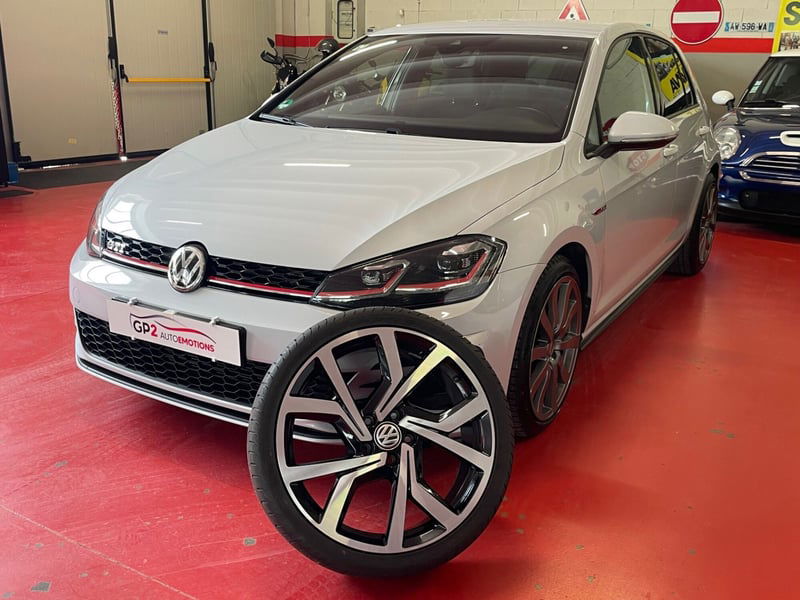 Volkswagen Golf GTI Performance 2.0 TSI 3p. BlueMotion Technology