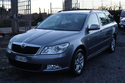 Skoda Octavia Station Wagon 1.6 TDI CR F.AP. DSG Wagon Elegance usata