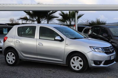 Dacia Sandero 1.2 75CV Lauréate usata