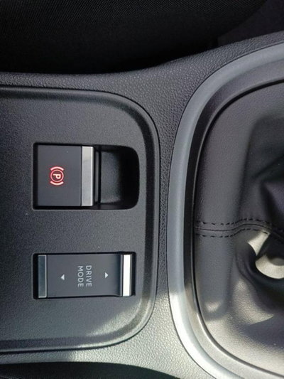 Jeep Avenger 1.2 turbo e-hybrid mhev Longitude fwd 110cv edct6 (20)