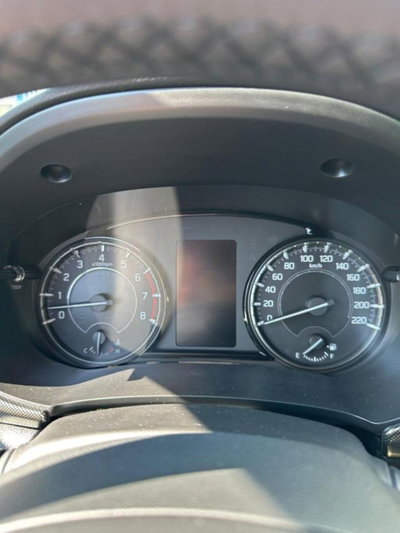 Suzuki Vitara 1.4 Hybrid Easy Cool (16)