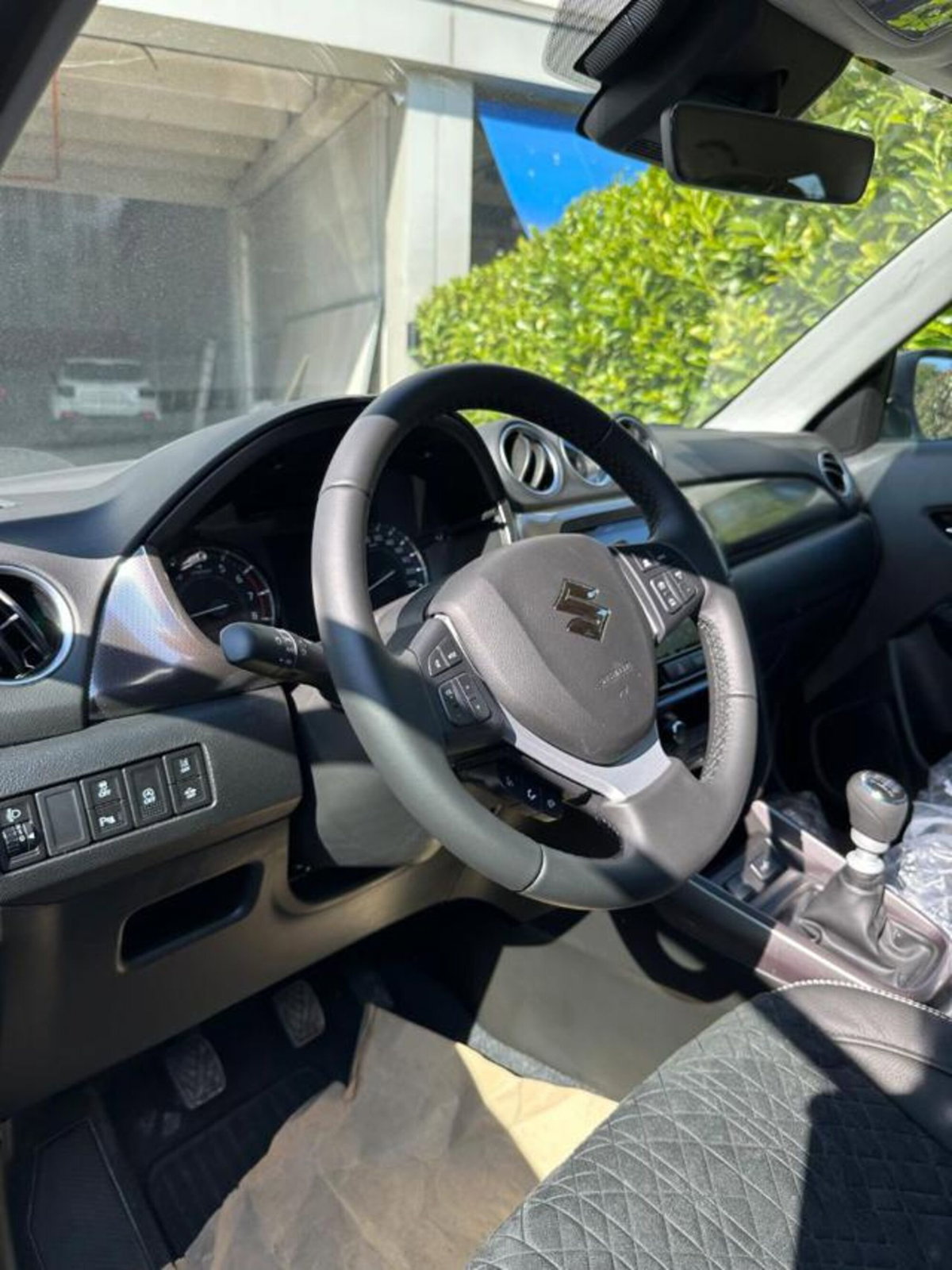 Suzuki Vitara 1.4 Hybrid Easy Cool (6)