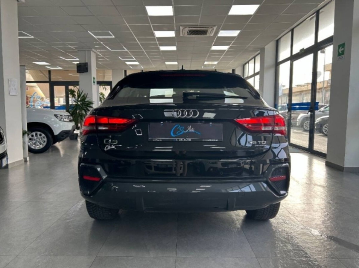 Audi Q3 Sportback 35 TDI quattro Business Plus (4)