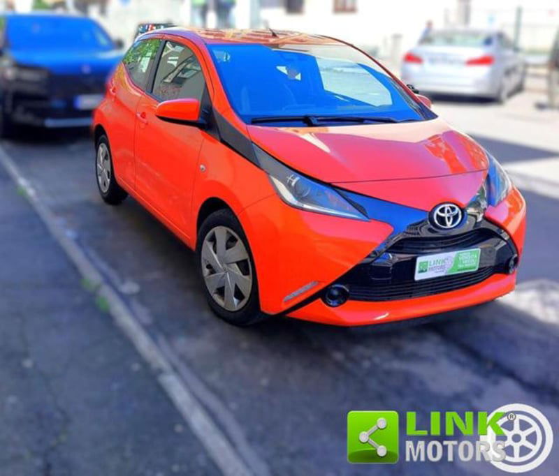 Toyota Aygo 1.0 VVT-i 69 CV 5 porte x-clusiv