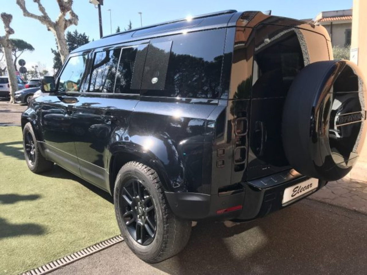 Land Rover Defender 110 2.0 SD4 240CV AWD Auto (6)