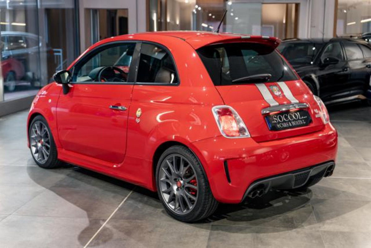 Abarth 695 695 1.4 Turbo T-Jet 180 CV Tributo 131 Rally (7)