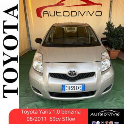 Toyota Yaris 1.0 5 porte  usata