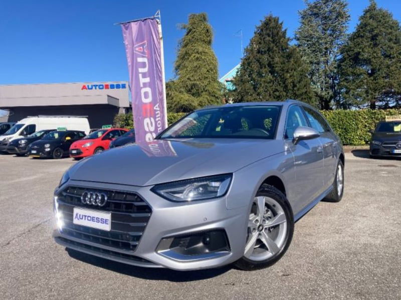Audi A4 Avant 30 2.0 tdi mhev Business Advanced 136cv s-tronic