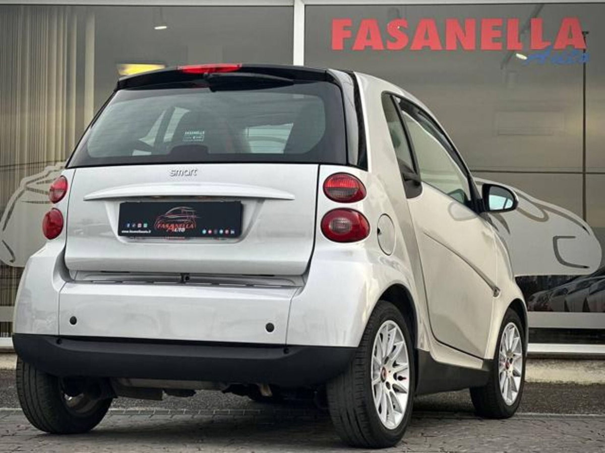 smart Fortwo 1000 62 kW coupé passion (8)