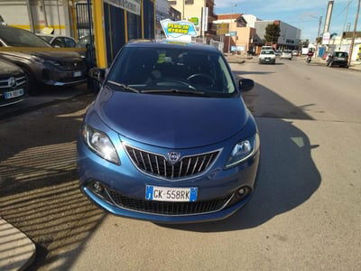 Lancia Ypsilon 1.0 FireFly 5 porte S&S Hybrid Gold Plus usata